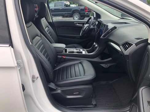 Used 2023 Ford Edge SEL w/ Convenience Package image 15