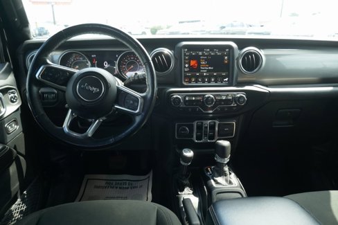 Used 2018 Jeep Wrangler Unlimited Sahara image 17