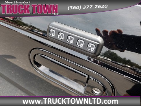 Used 2004 Ford Thunderbird image 12