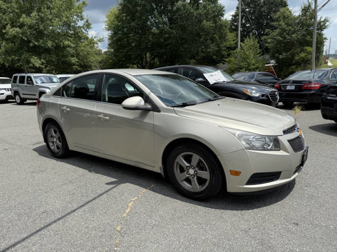 Used 2013 Chevrolet Cruze LT image 4