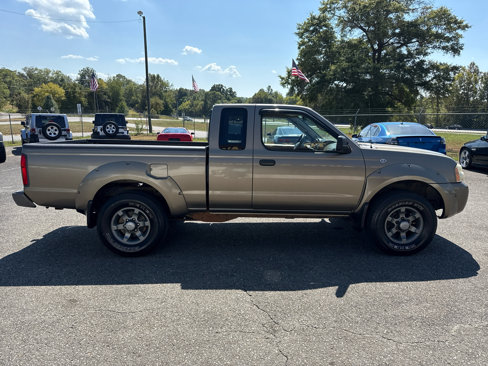 Used 2002 Nissan Frontier XE image 7