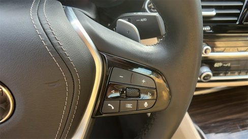 Used 2020 BMW 530i w/ Premium Package image 27