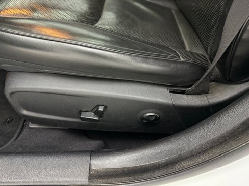 Used 2019 Chrysler 300 Limited image 26