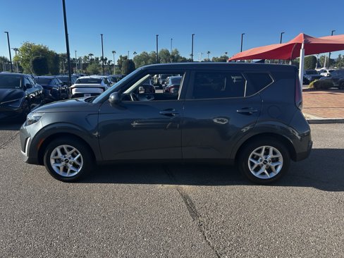 Used 2023 Kia Soul LX w/ Option Group 015 image 3