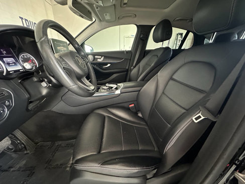 Used 2017 Mercedes-Benz GLC 300 4MATIC Coupe image 21