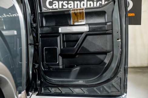 Used 2018 Ford F150 Lariat w/ Equipment Group 502A Luxury image 38