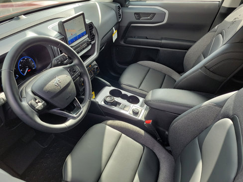 Used 2024 Ford Bronco Sport Big Bend w/ Convenience Package image 3