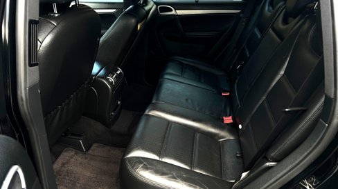 Used 2010 Porsche Cayenne image 10