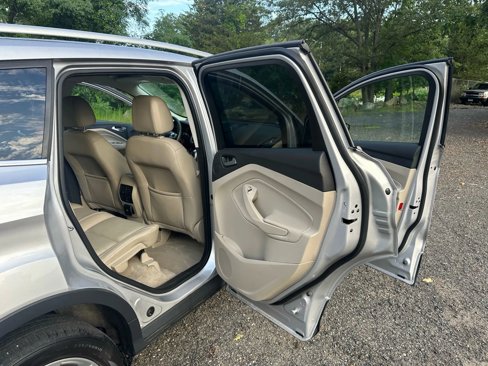 Used 2016 Ford Escape Titanium image 18