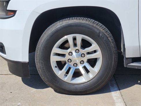 Used 2020 Chevrolet Suburban LT image 10