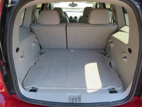Used 2010 Chevrolet HHR LS image 35