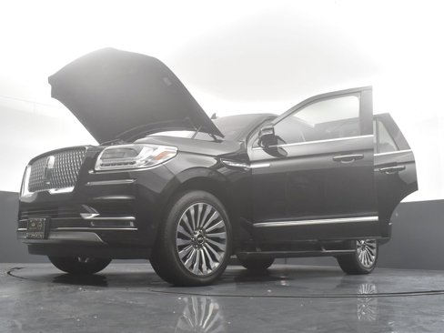 Used 2020 Lincoln Navigator Reserve w/ Luxury Package image 43