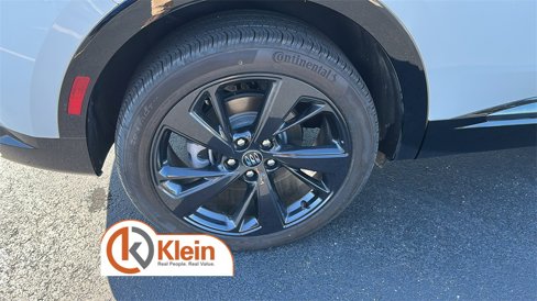 Used 2024 Buick Envision Sport Touring image 9