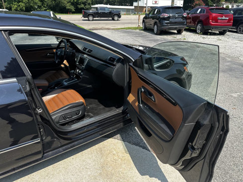 Used 2015 Volkswagen CC Executive image 18