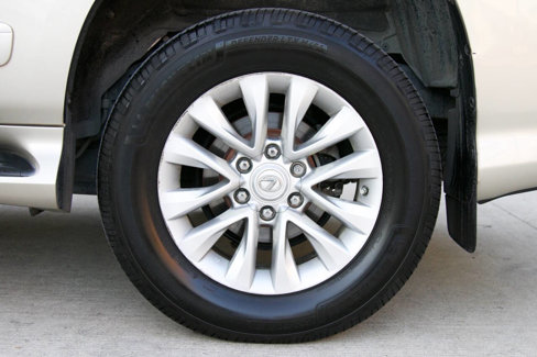 Used 2015 Lexus GX 460 w/ Premium Package image 11