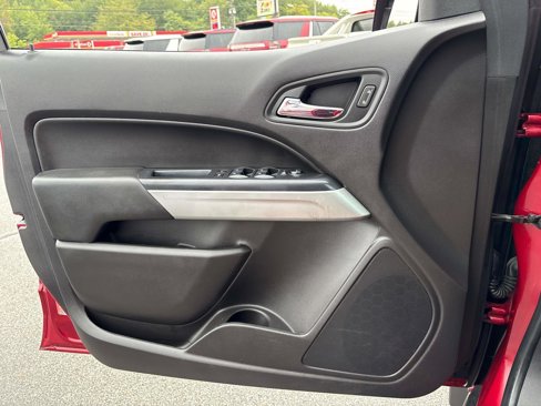 Used 2018 Chevrolet Colorado LT w/ LT Convenience Package image 15