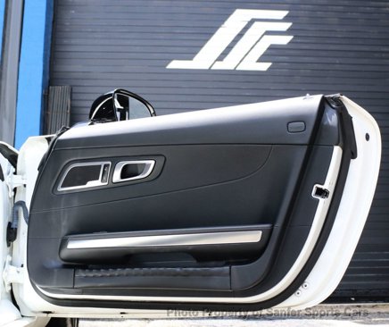 Used 2018 Mercedes-Benz AMG GT Roadster image 24