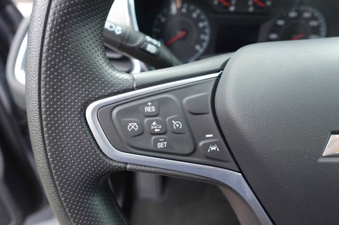 Used 2023 Chevrolet Equinox LS image 14