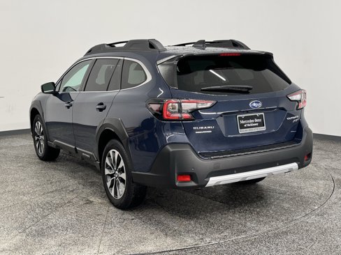Used 2023 Subaru Outback Limited XT image 5