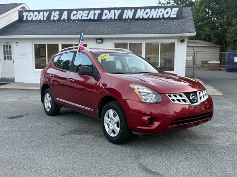 Used 2015 Nissan Rogue S image 1