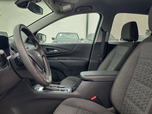 Used 2023 Chevrolet Equinox LT image 23