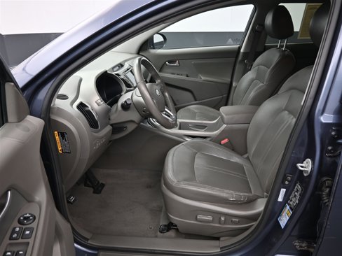 Used 2011 Kia Sportage EX w/ Premium Pkg w/Leather Seats image 11