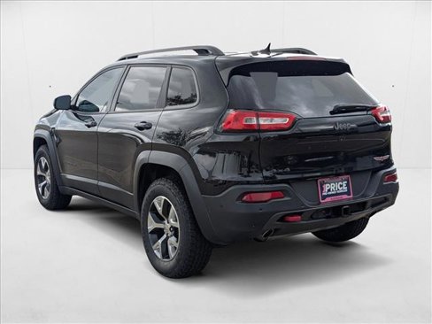Used 2015 Jeep Cherokee Trailhawk w/ Comfort/Convenience Group image 8