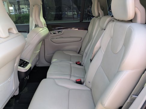 Used 2019 Volvo XC90 T6 Momentum w/ Advanced Package image 14