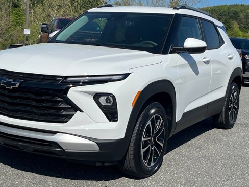 New 2025 Chevrolet TrailBlazer LT w/ LPO, Blackout Package image 36
