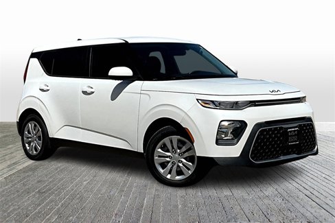 Used 2022 Kia Soul LX image 11