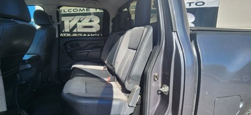 Used 2018 Nissan Titan S w/ S Utility Package image 16