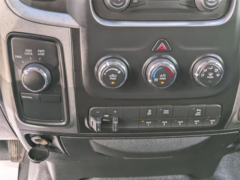 Used 2016 RAM 2500 Tradesman w/ Chrome Appearance Group image 20