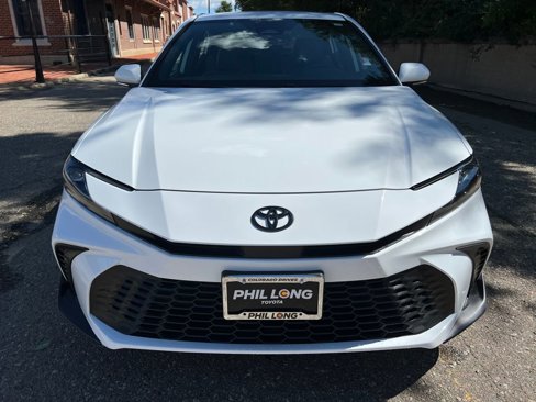 Used 2025 Toyota Camry SE image 24
