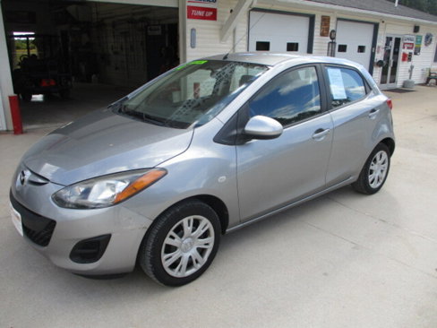 Used 2014 MAZDA MAZDA2 Sport image 11