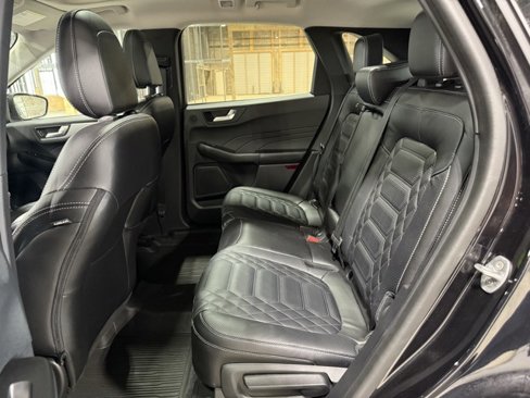 Used 2023 Ford Escape SE w/ PHEV Premium Package image 28