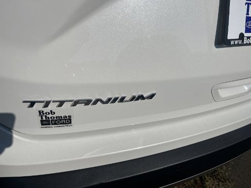 Certified 2022 Ford Edge Titanium w/ Equipment Group 301A image 4