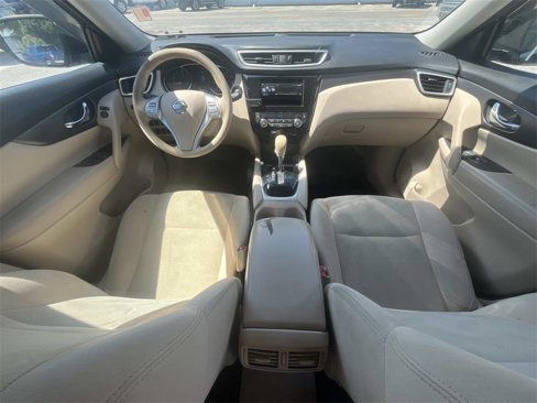Used 2015 Nissan Rogue SV image 19