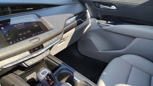 Used 2019 Cadillac XT4 Premium Luxury w/ Cold Weather Package image 24