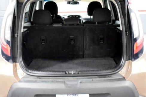Used 2015 Kia Soul + image 10