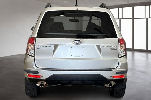 Used 2010 Subaru Forester 2.5X Premium image 4