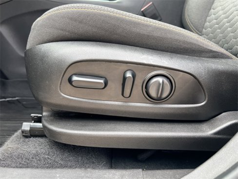 Used 2021 Chevrolet Equinox LT w/ LPO, Floor Liner Package image 10