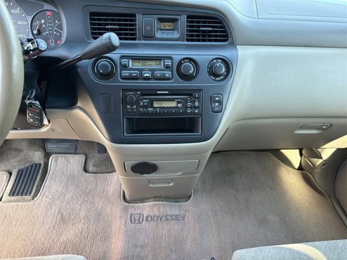 Used 2000 Honda Odyssey EX image 25