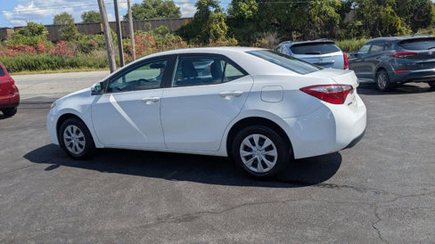 Used 2015 Toyota Corolla L image 10