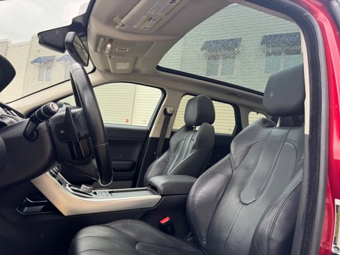 Used 2014 Land Rover Range Rover Evoque Pure Premium image 12