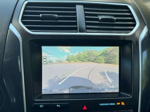 Used 2017 Ford Explorer Sport w/ Equipment Group 401A image 27