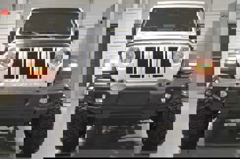 Used 2020 Jeep Wrangler Unlimited Sport S image 2