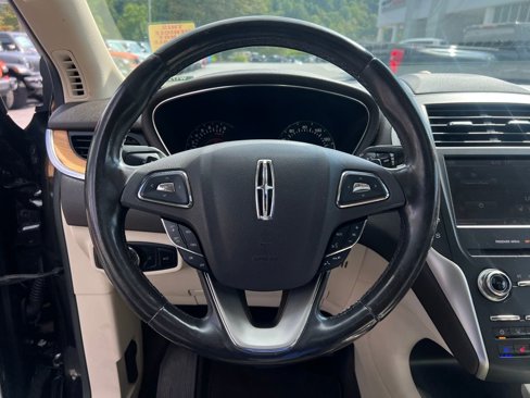Used 2015 Lincoln MKC FWD w/ Equipment Group 102A Reserve image 17