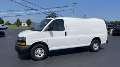 Used 2019 Chevrolet Express 2500 image 2