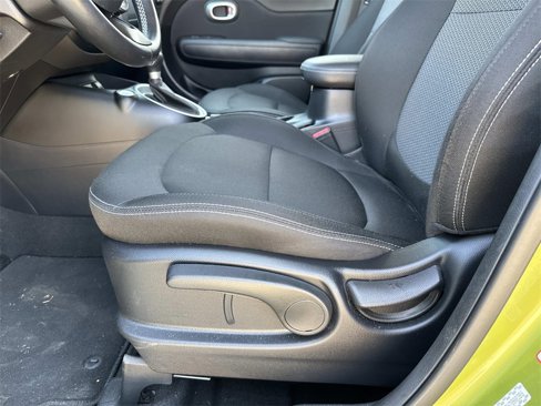 Used 2017 Kia Soul + w/ UVO Package image 16
