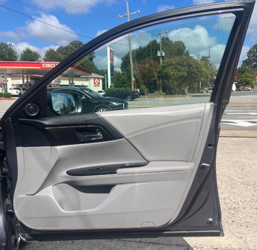 Used 2015 Honda Accord EX image 16